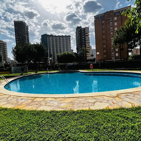 Apartment Avec Vue Sur La Et Les Montagnes 360 M De La